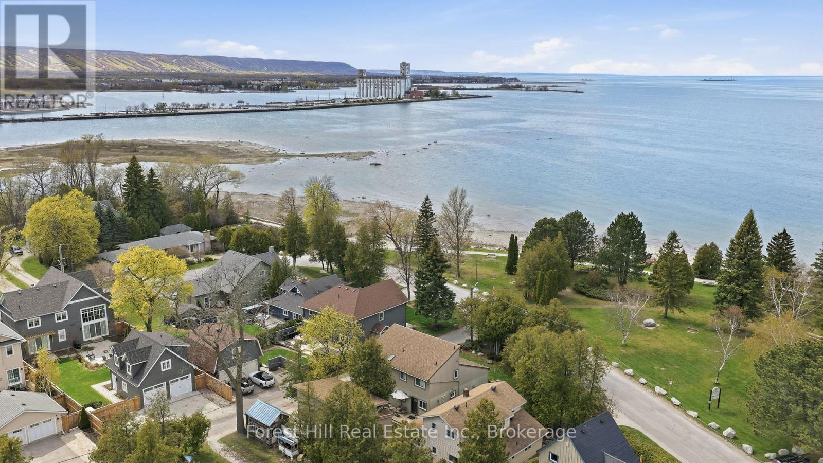 81 ST LAWRENCE STREET - 39