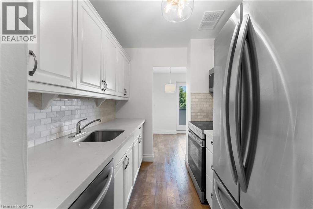 #403 2485 WOKING Crescent - Image 10