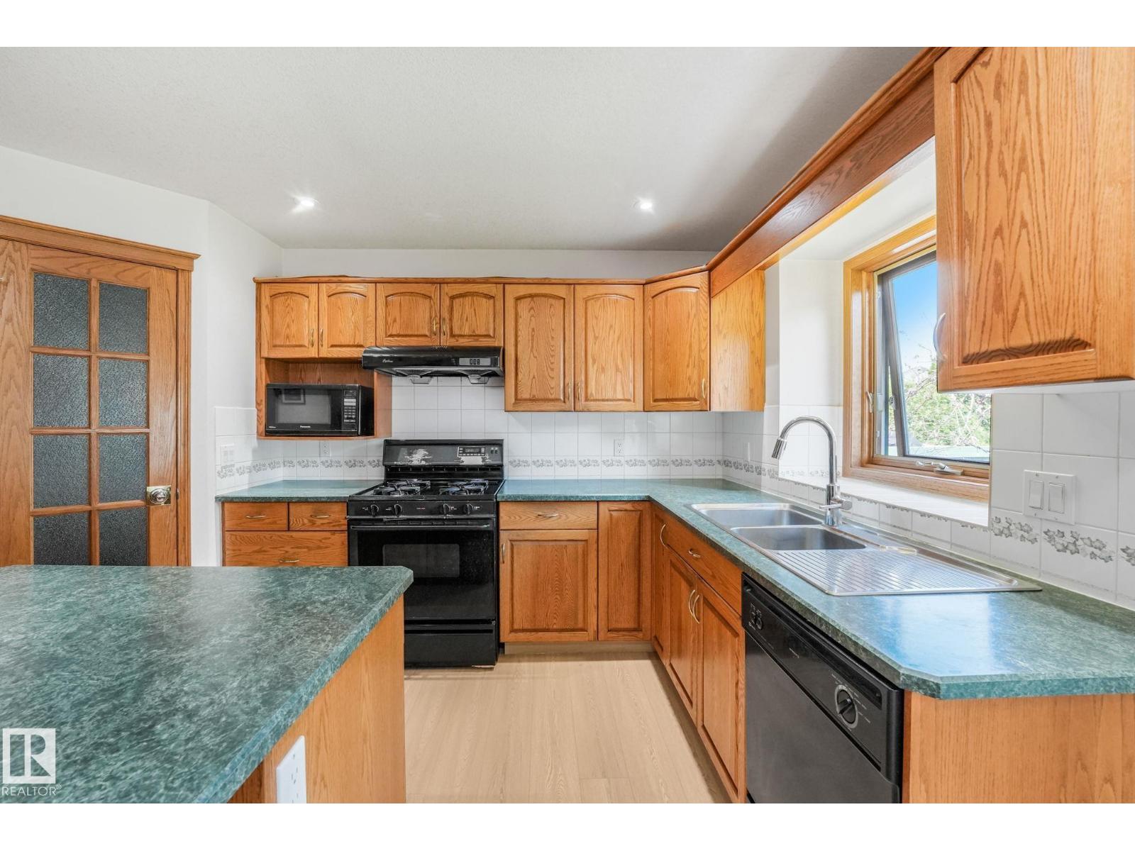 177 kulawy DR N NW - 10