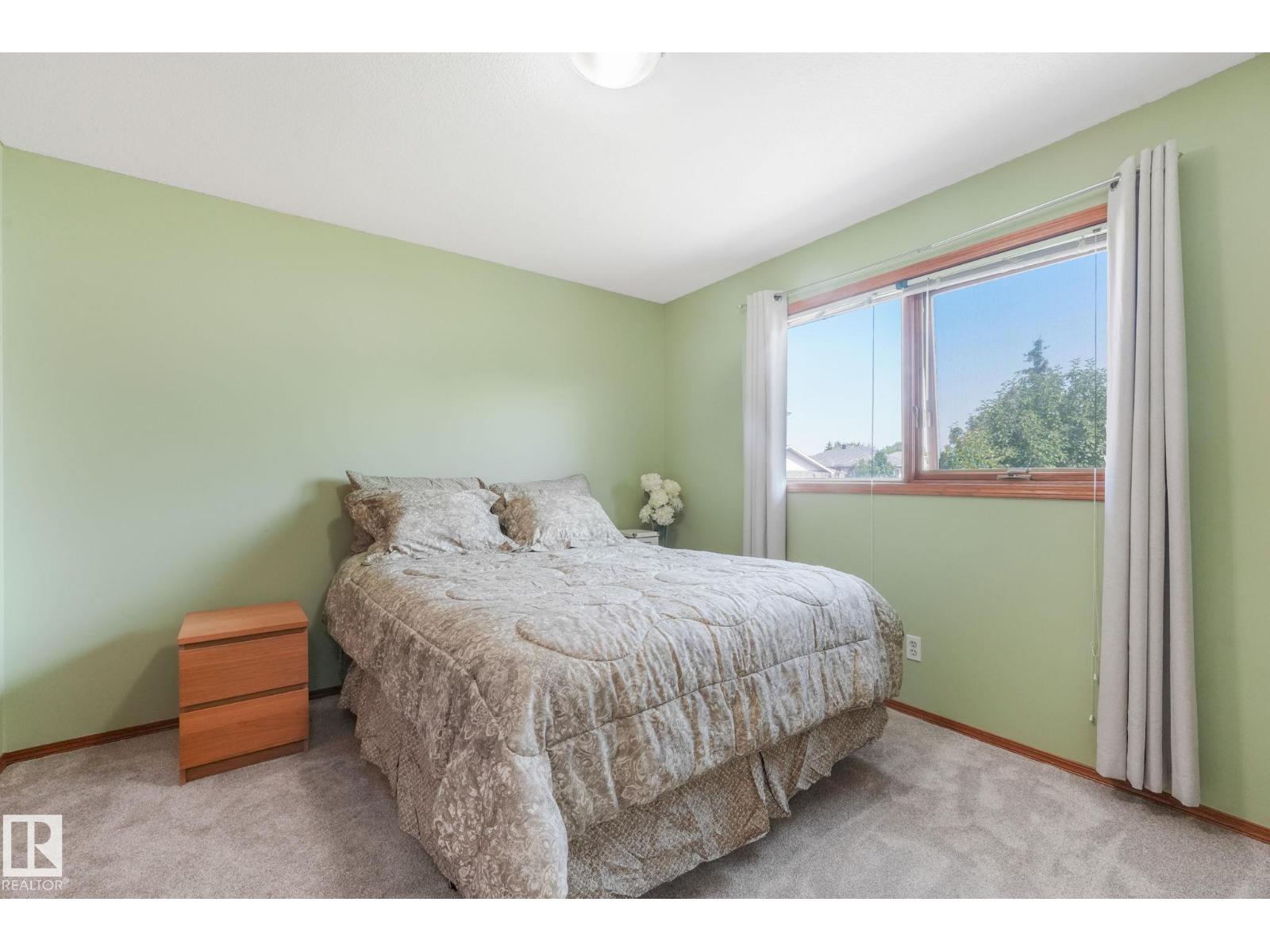 177 kulawy DR N NW - 22
