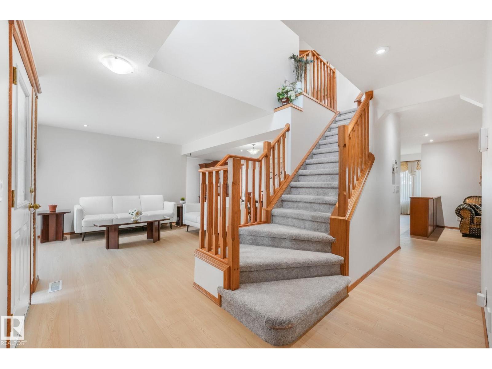 177 kulawy DR N NW - 35