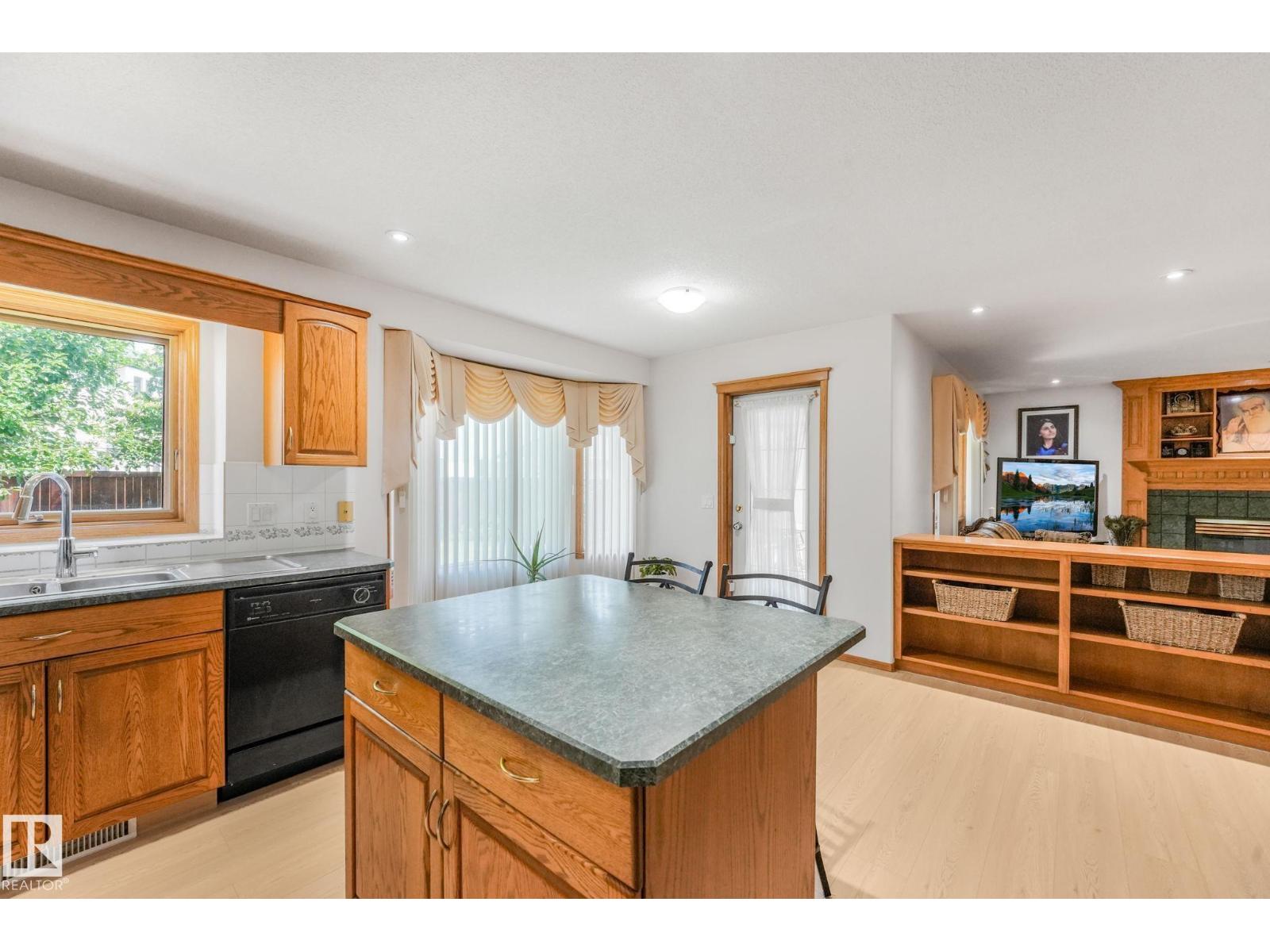 177 kulawy DR N NW - Image 14