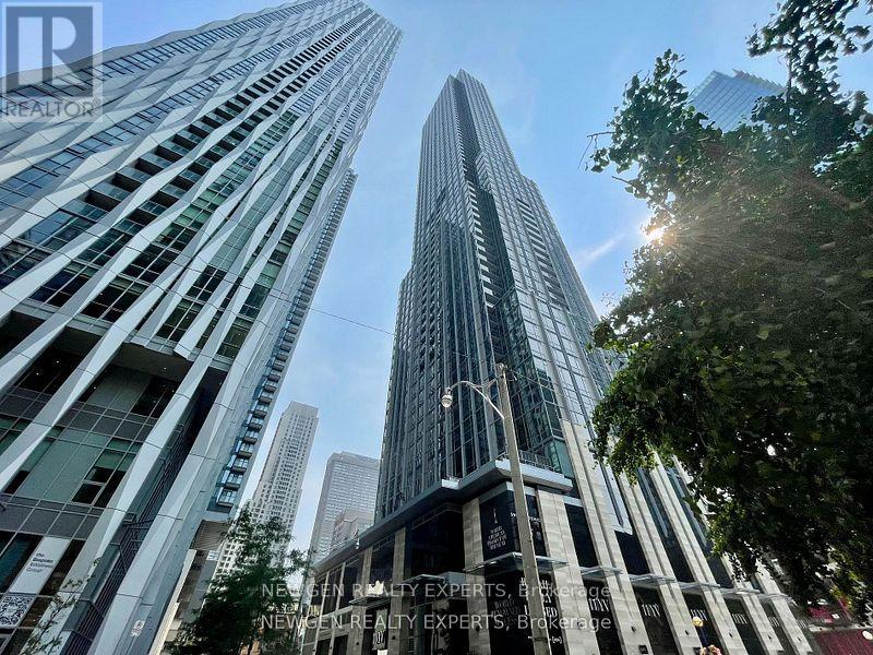 Photo of 11 Yorkville Avenue