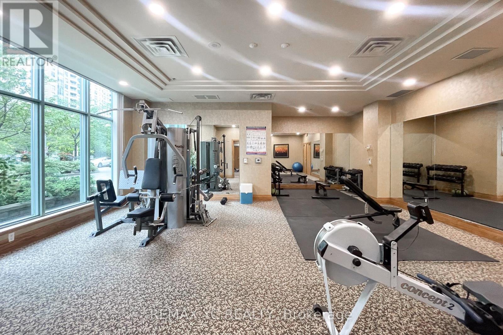 #2410 5500 YONGE STREET - 32