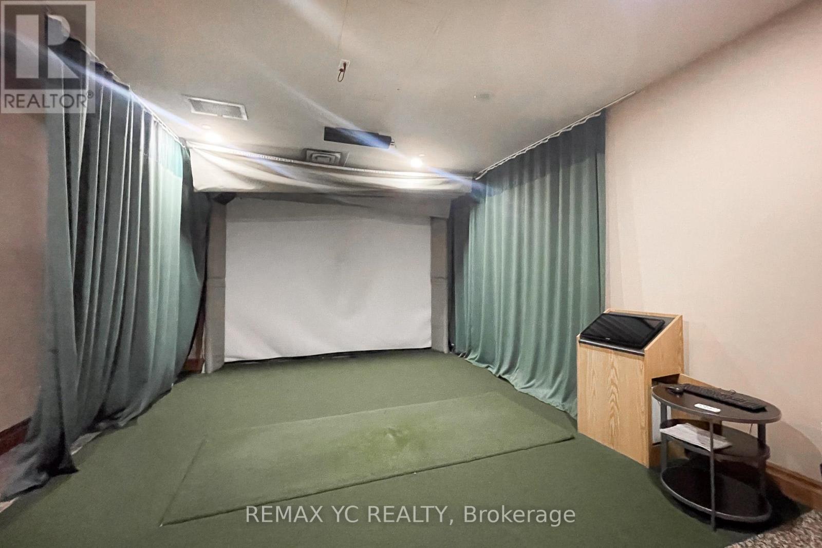 #2410 5500 YONGE STREET - 34