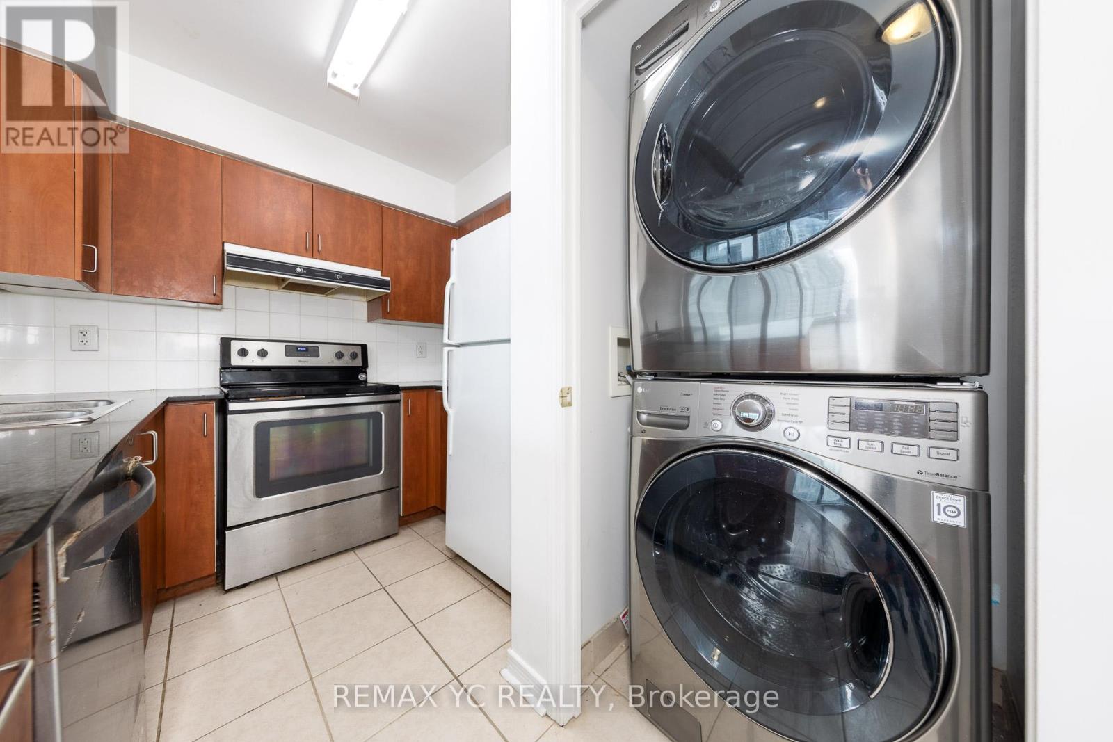 #2410 5500 YONGE STREET - 4