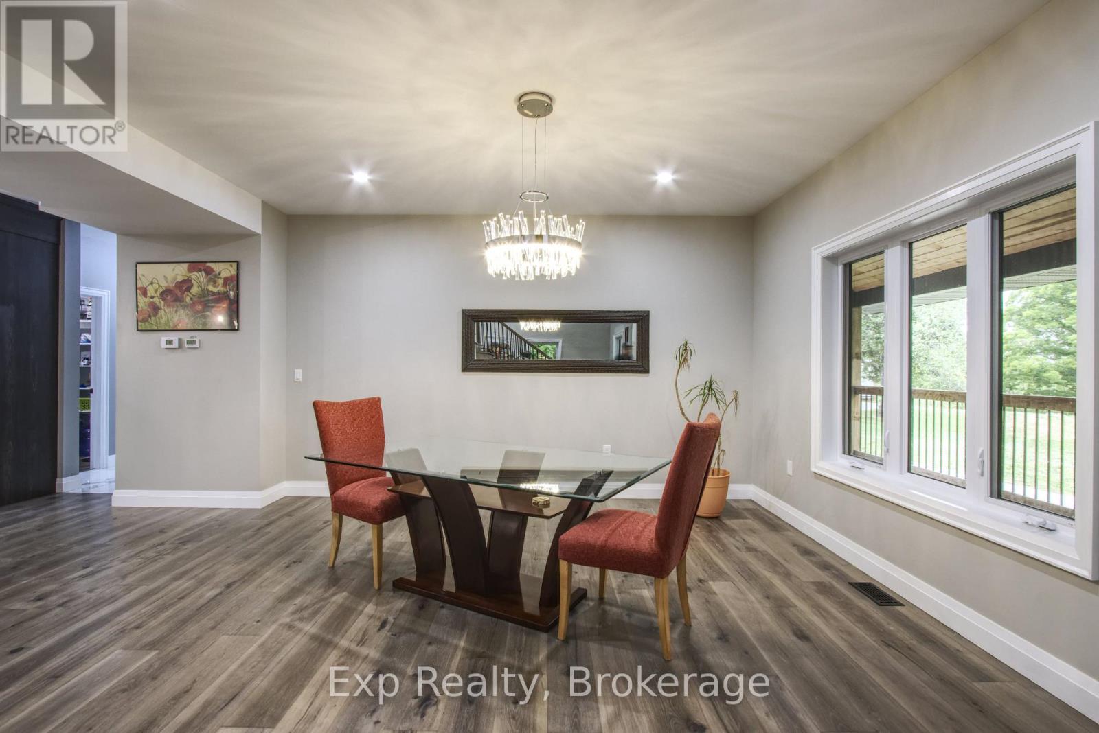 37 BOWEN ROAD - Image 13