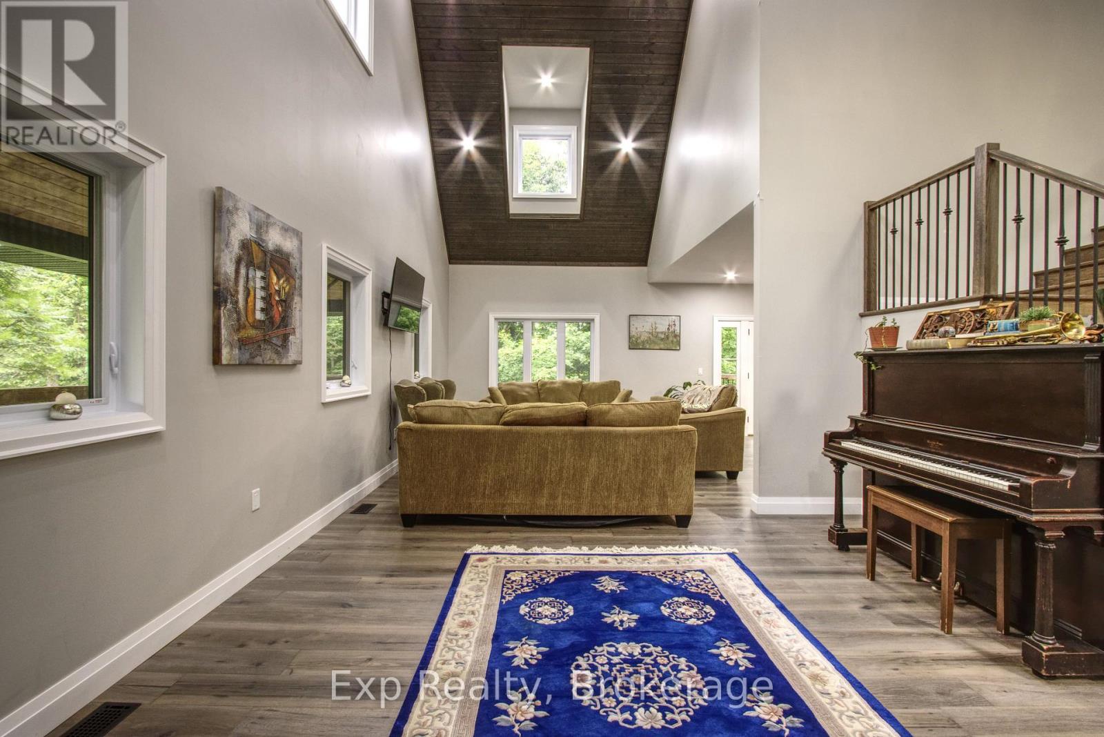 37 BOWEN ROAD - Image 17