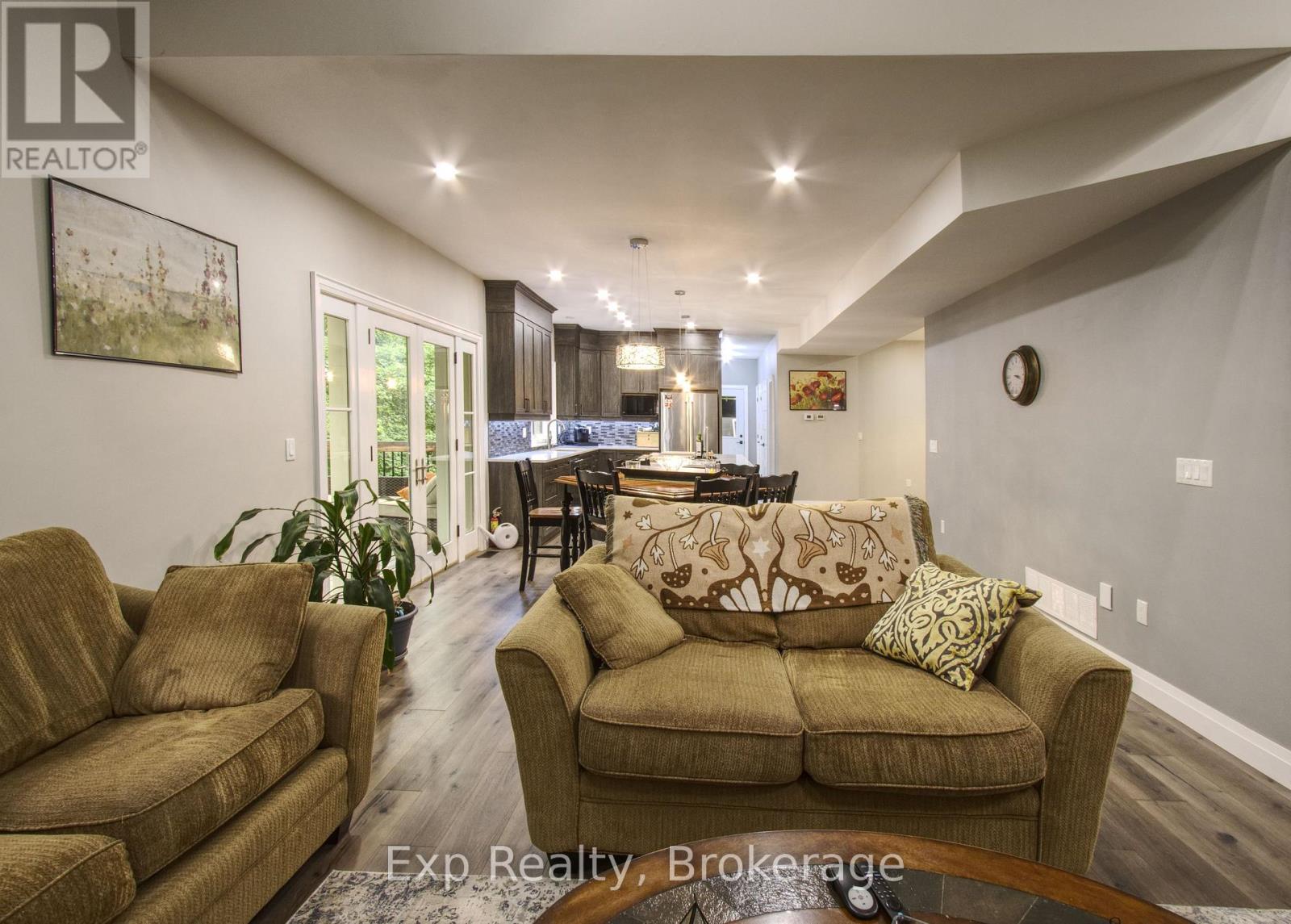 37 BOWEN ROAD - Image 19