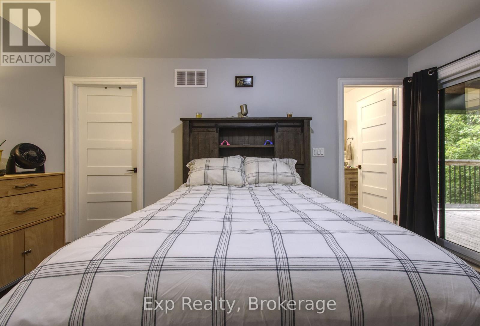 37 BOWEN ROAD - Image 27