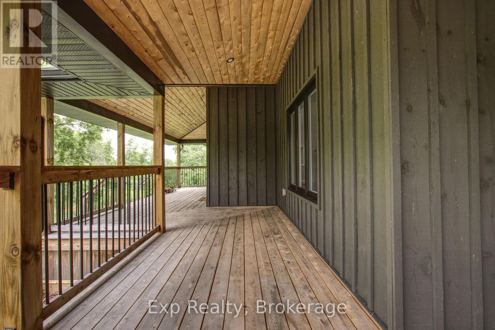 37 BOWEN ROAD - Image 3