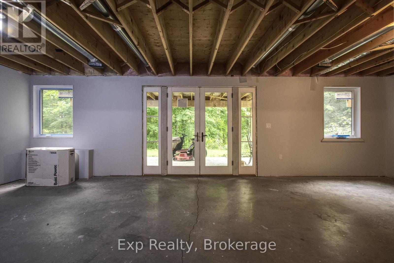37 BOWEN ROAD - Image 43
