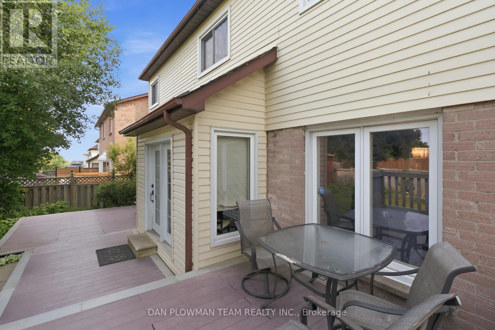 23 ELMEROY COURT - 35