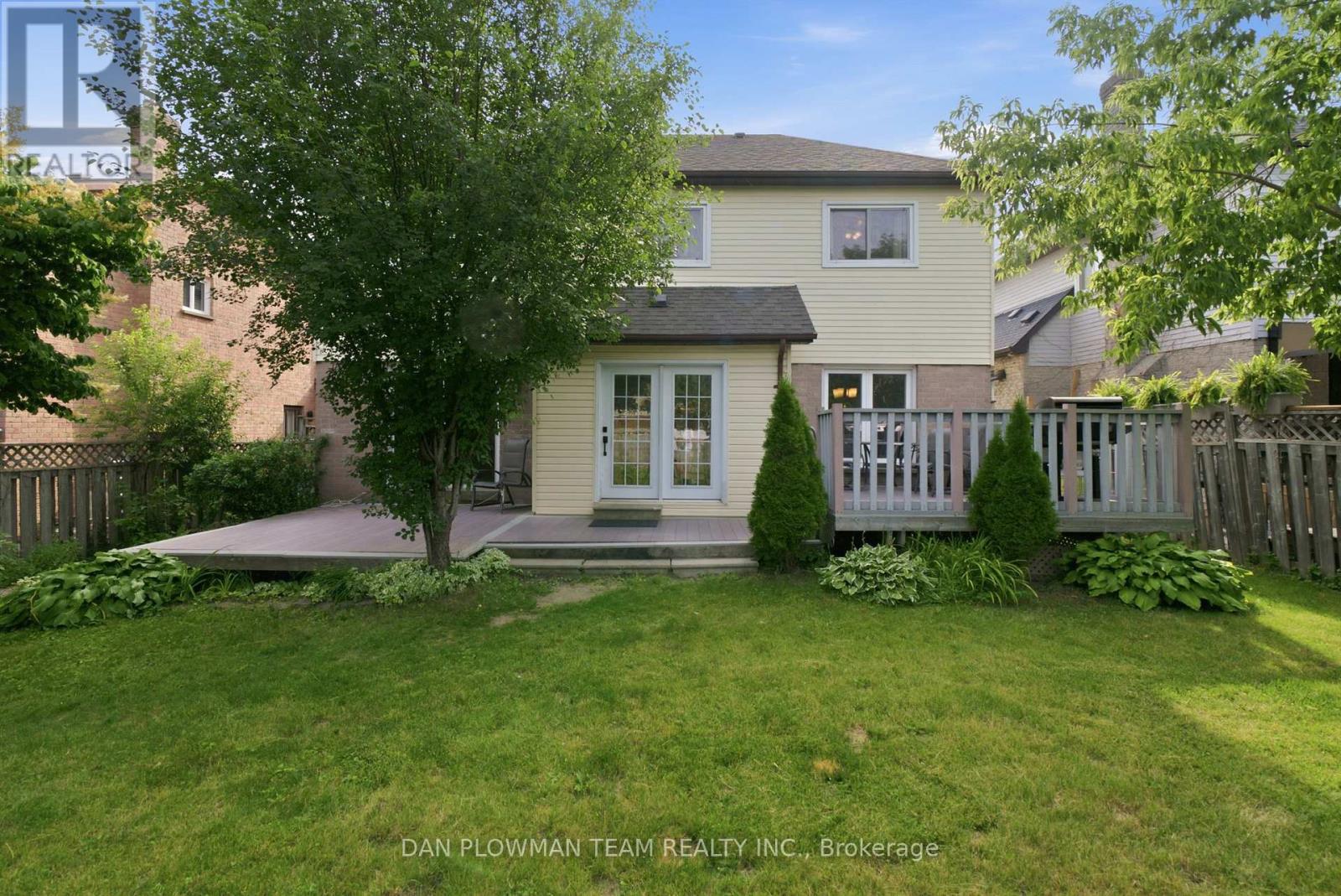 23 ELMEROY COURT - 38