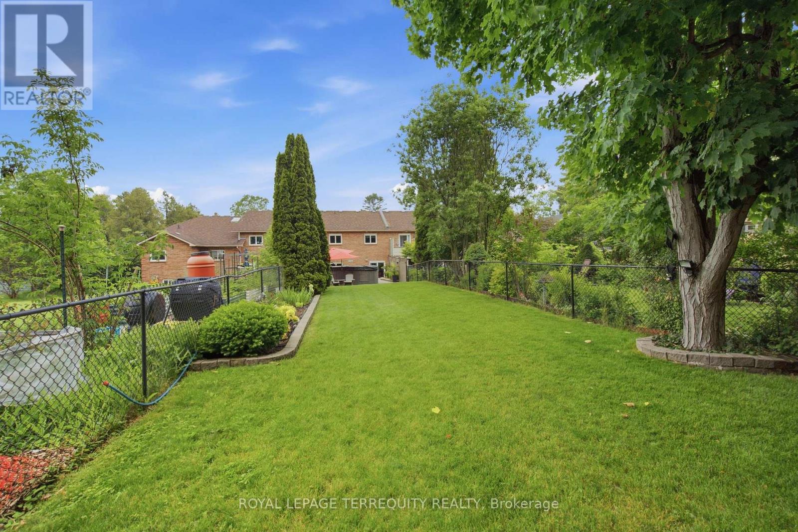 1765 DUFFERIN STREET - Image 40