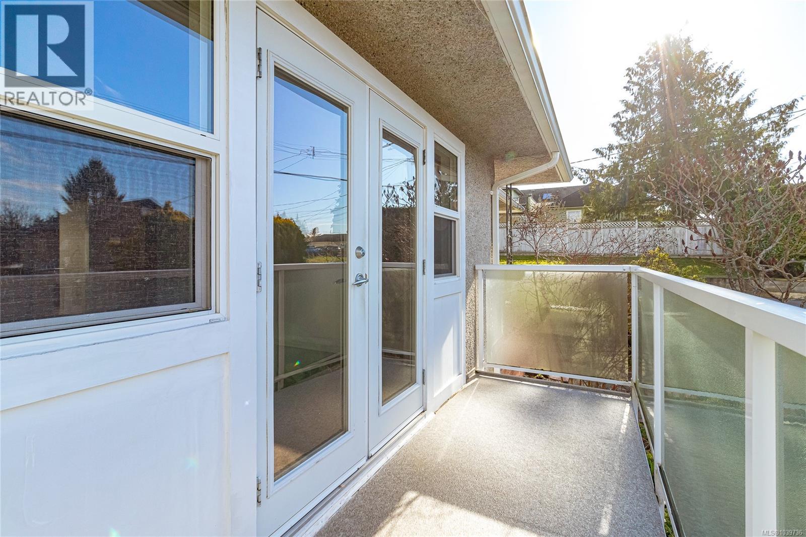 3433 Bethune Ave, Saanich