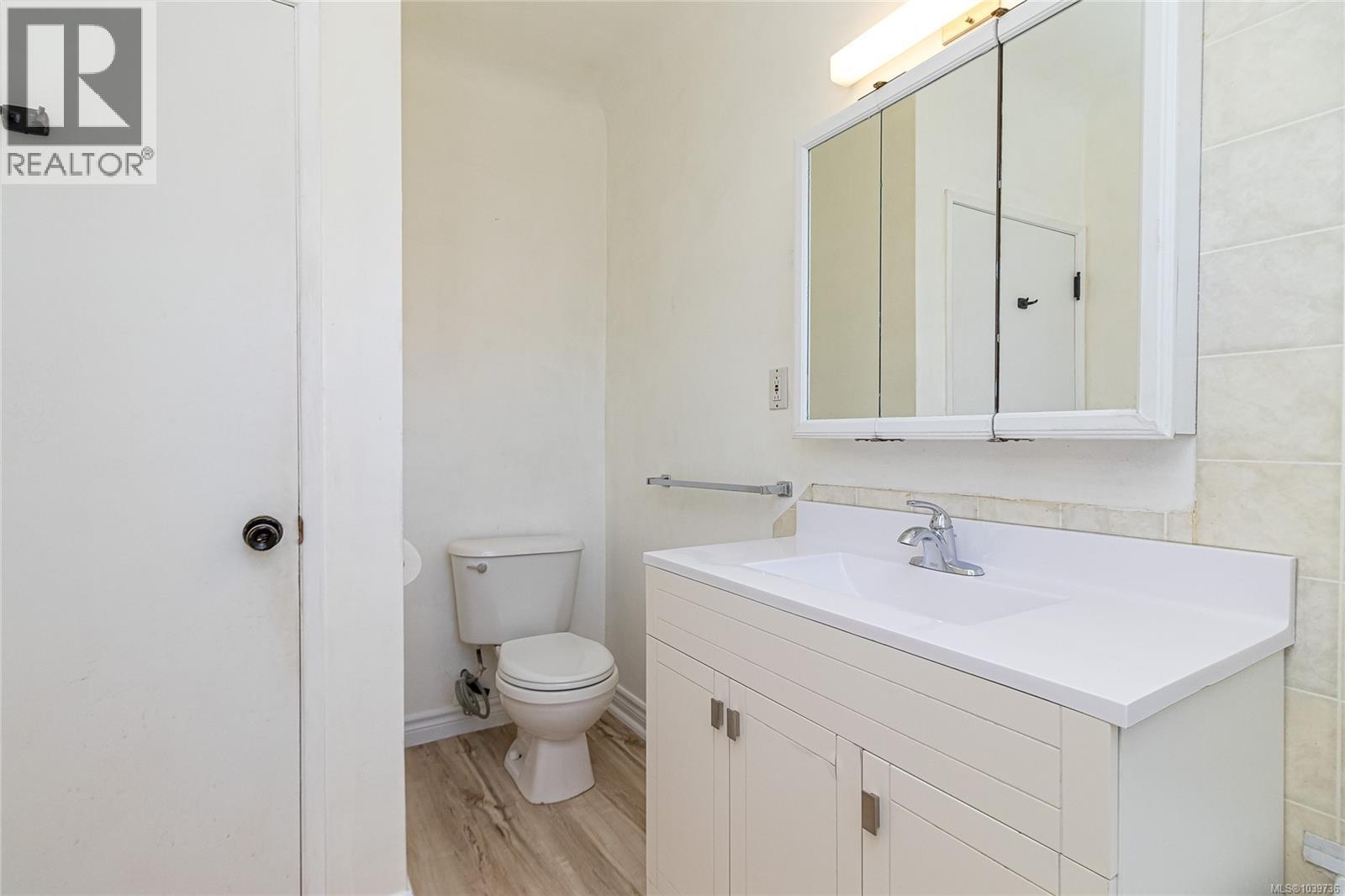 3433 Bethune Ave, Saanich
