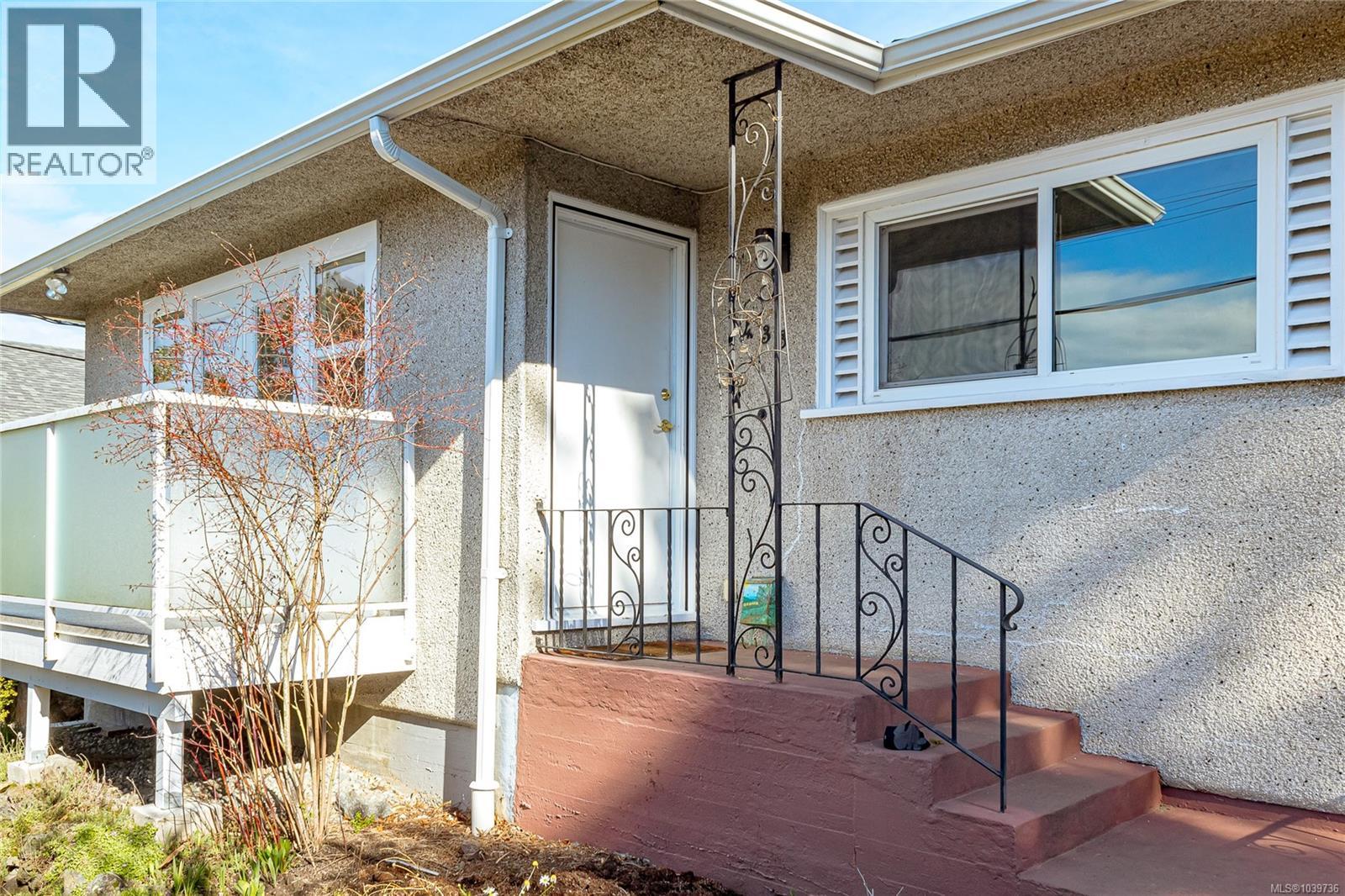 3433 Bethune Ave, Saanich