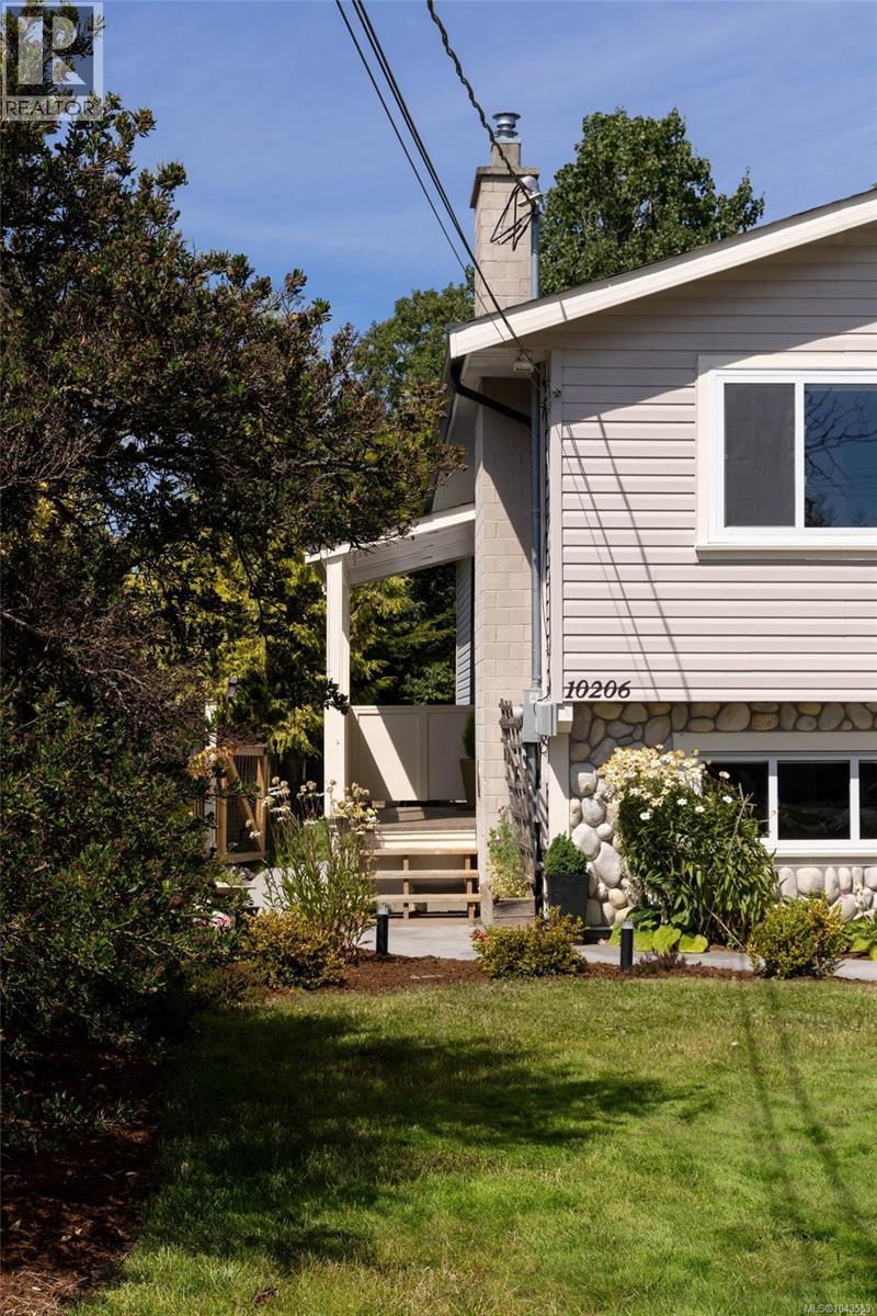 10206 Almond St - 29