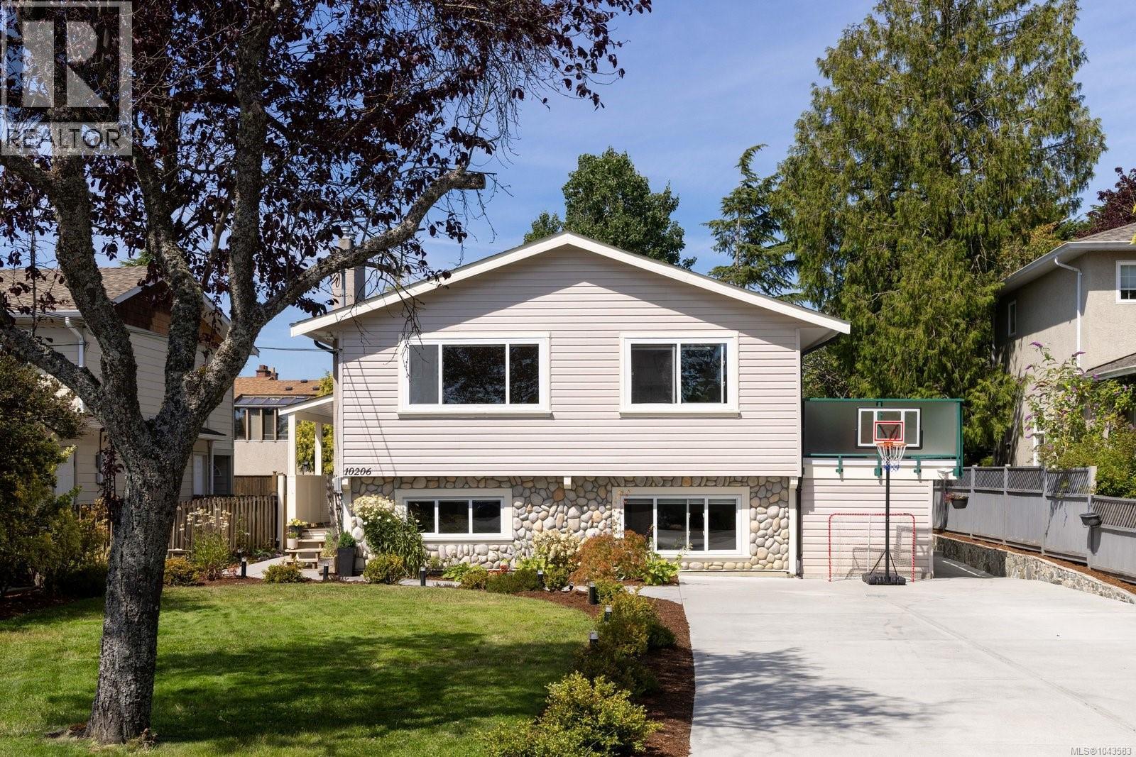 10206 Almond St - 1