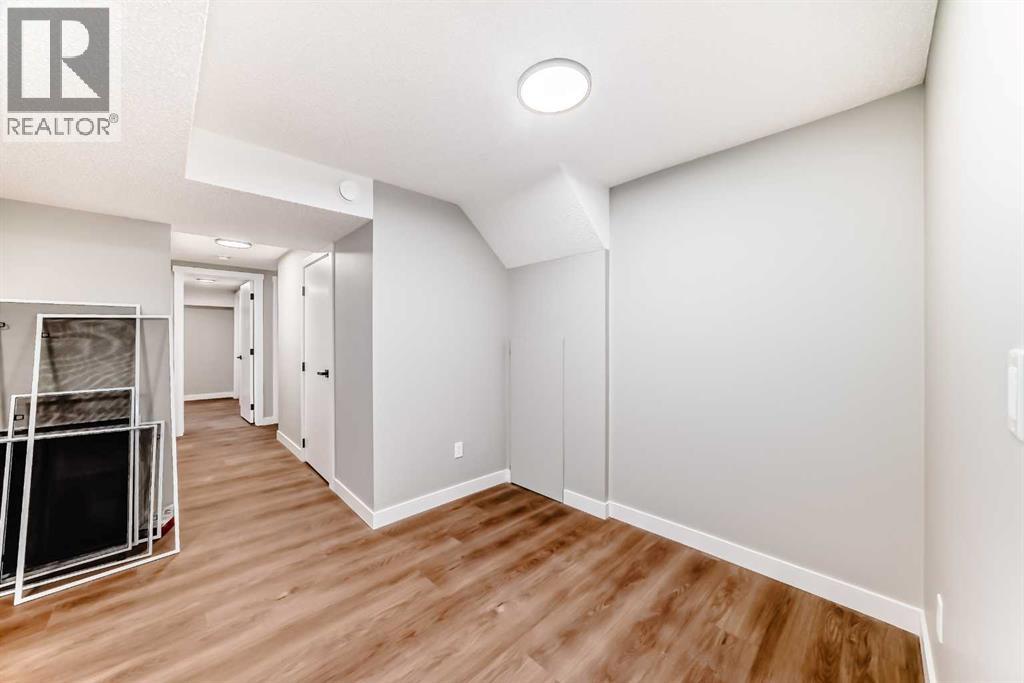 1635 24 Avenue NW - 24