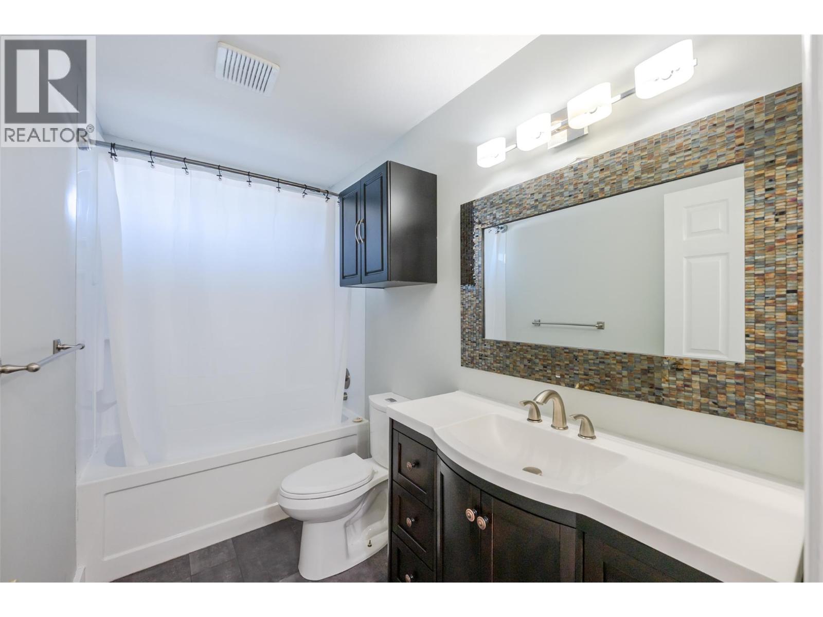 #181 1458 Penticton Avenue - 32