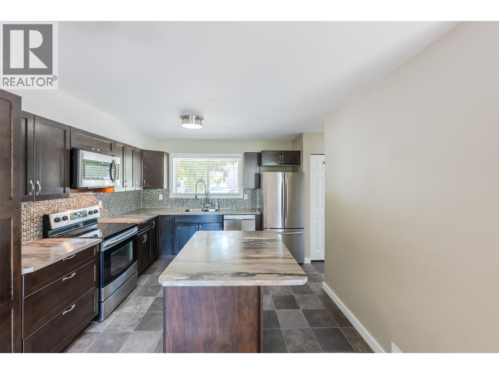#181 1458 Penticton Avenue - 10