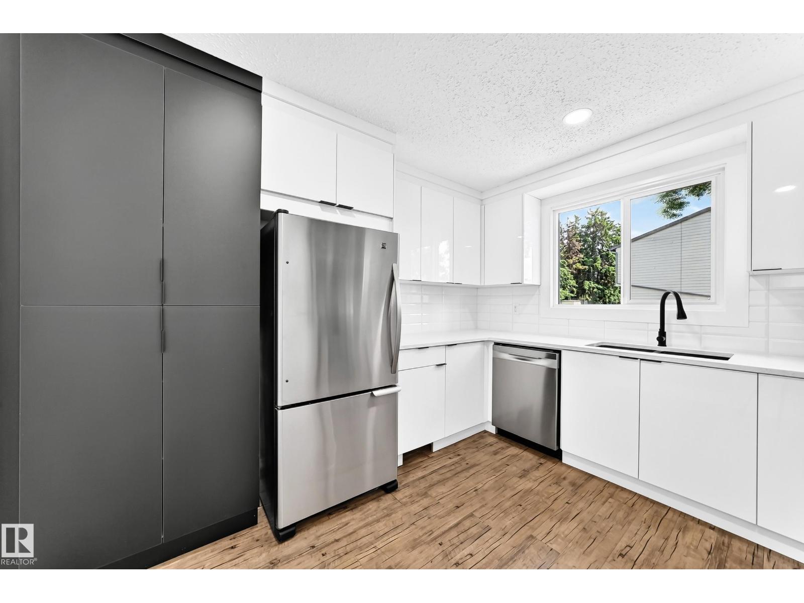 3119 144 AV NW - 14