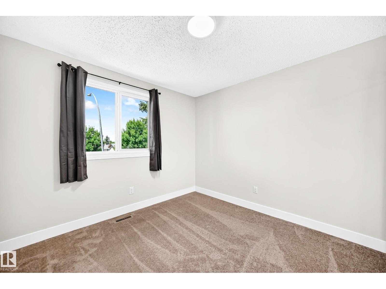3119 144 AV NW - 26