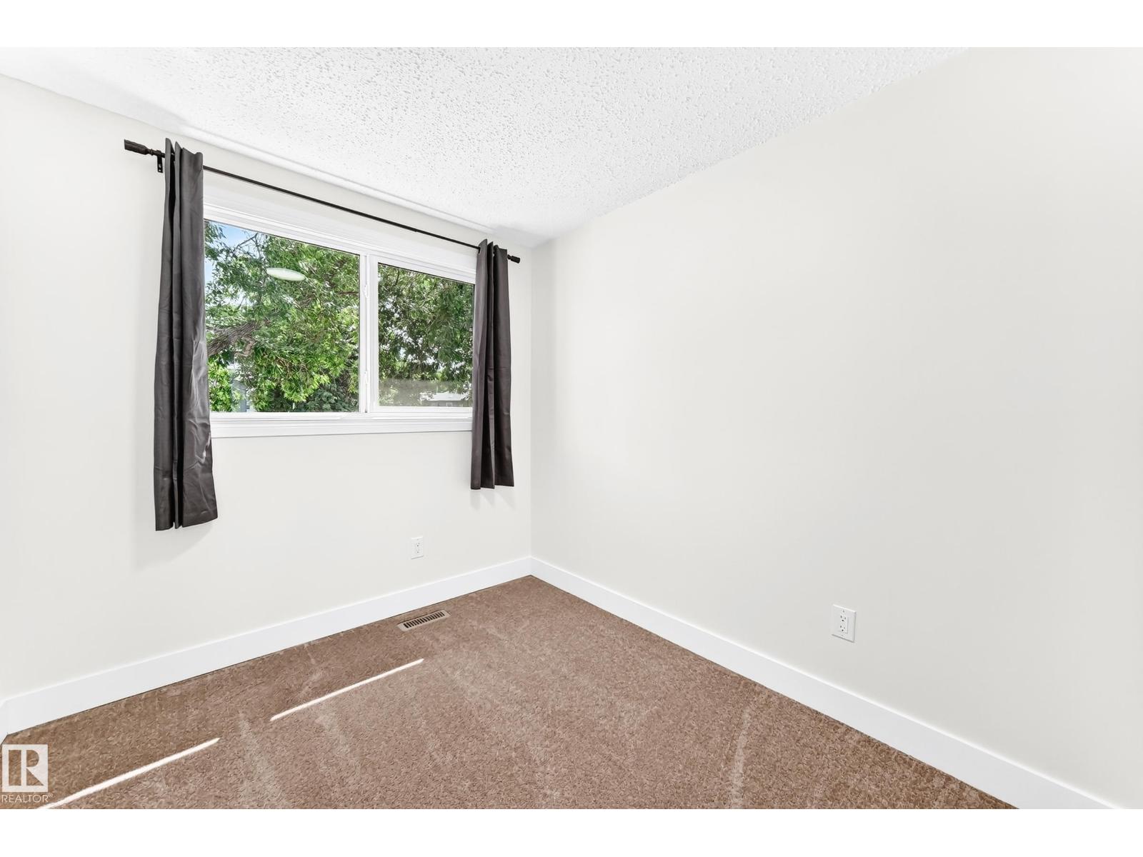 3119 144 AV NW - 30