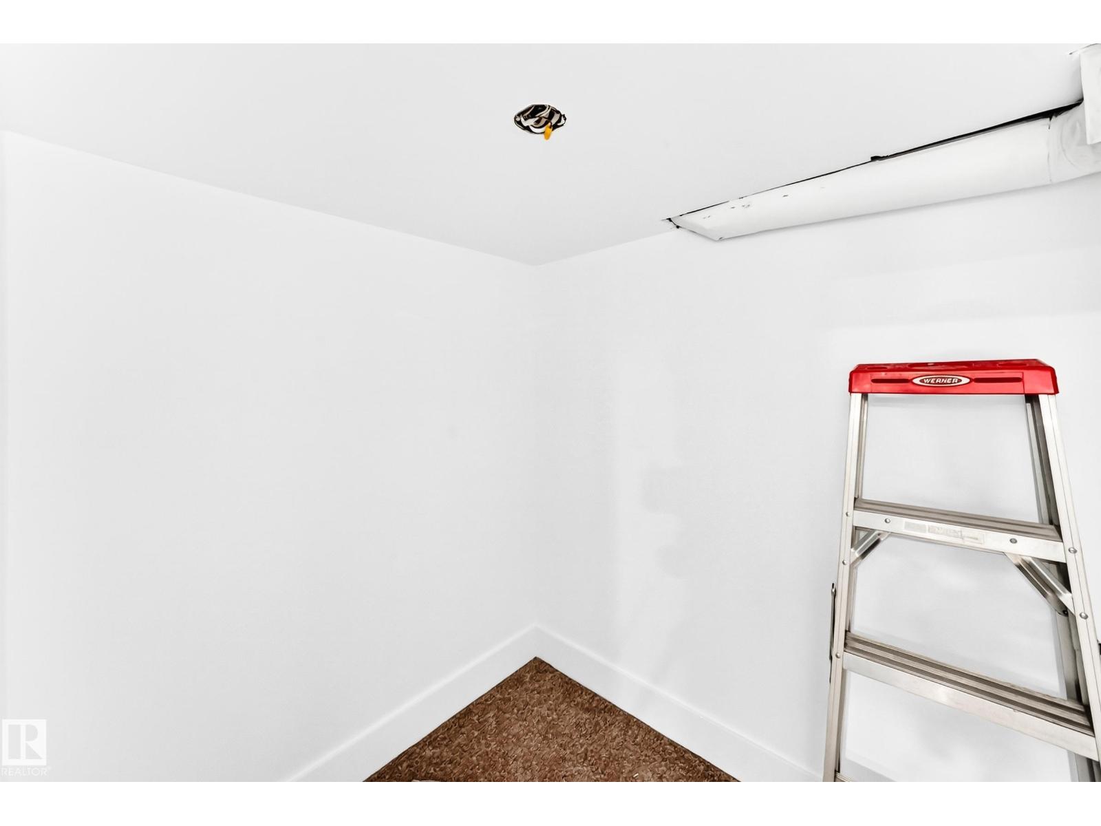3119 144 AV NW - 45
