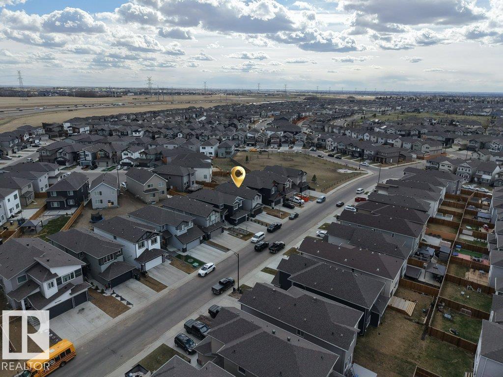 2107 14 AV NW - 56