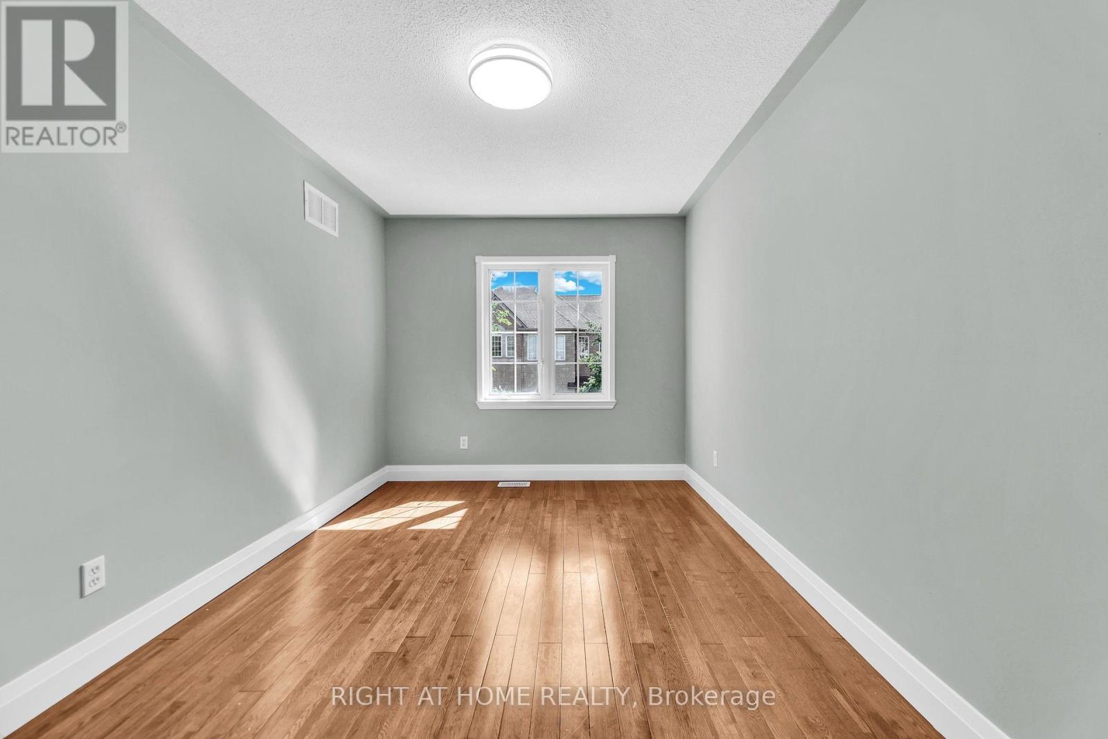 #7 5260 MCFARREN BOULEVARD - 22