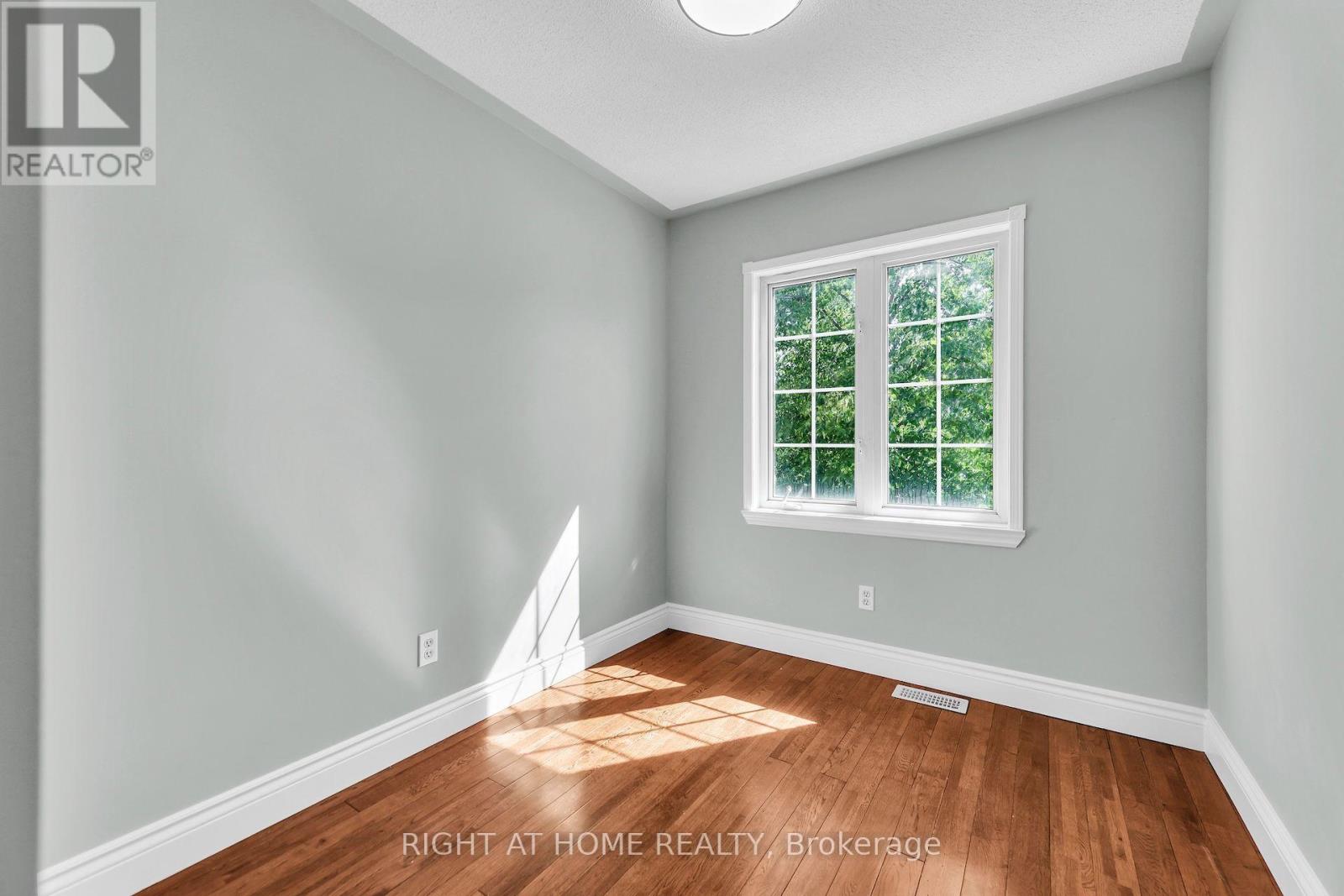 #7 5260 MCFARREN BOULEVARD - 24