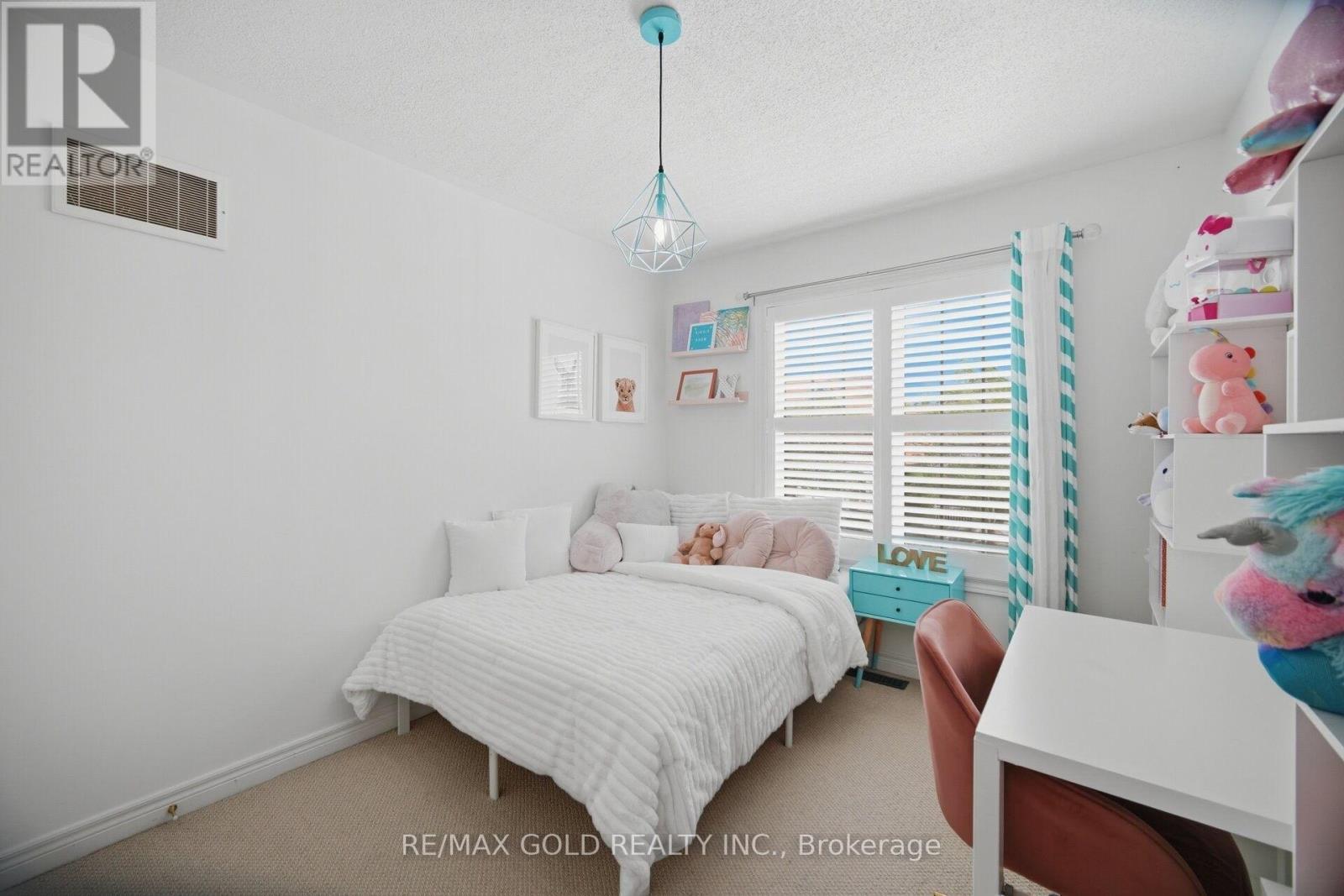 22 MULGRAVE STREET - 23