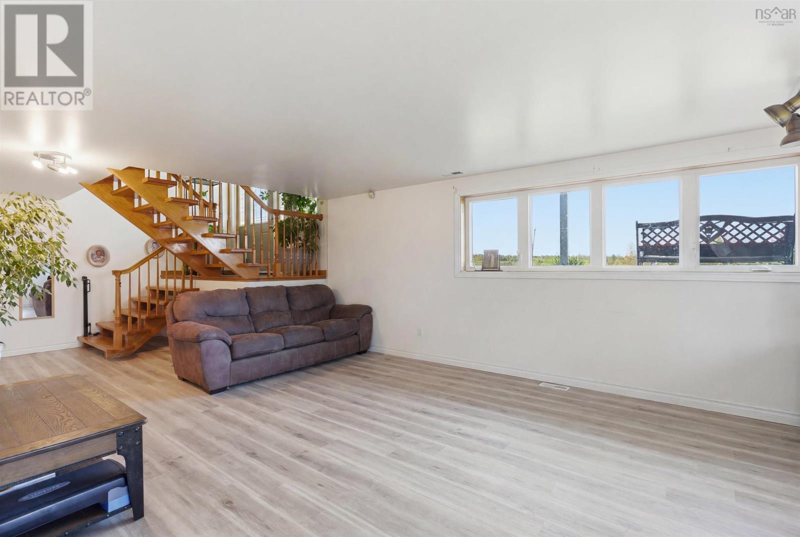 689 Old Greenfield Road - 31