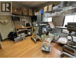 101 Railway Avenue Ne, Watson, SK S0K4V0 Photo 13