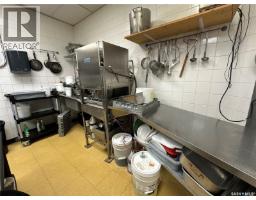 101 Railway Avenue Ne, Watson, SK S0K4V0 Photo 15