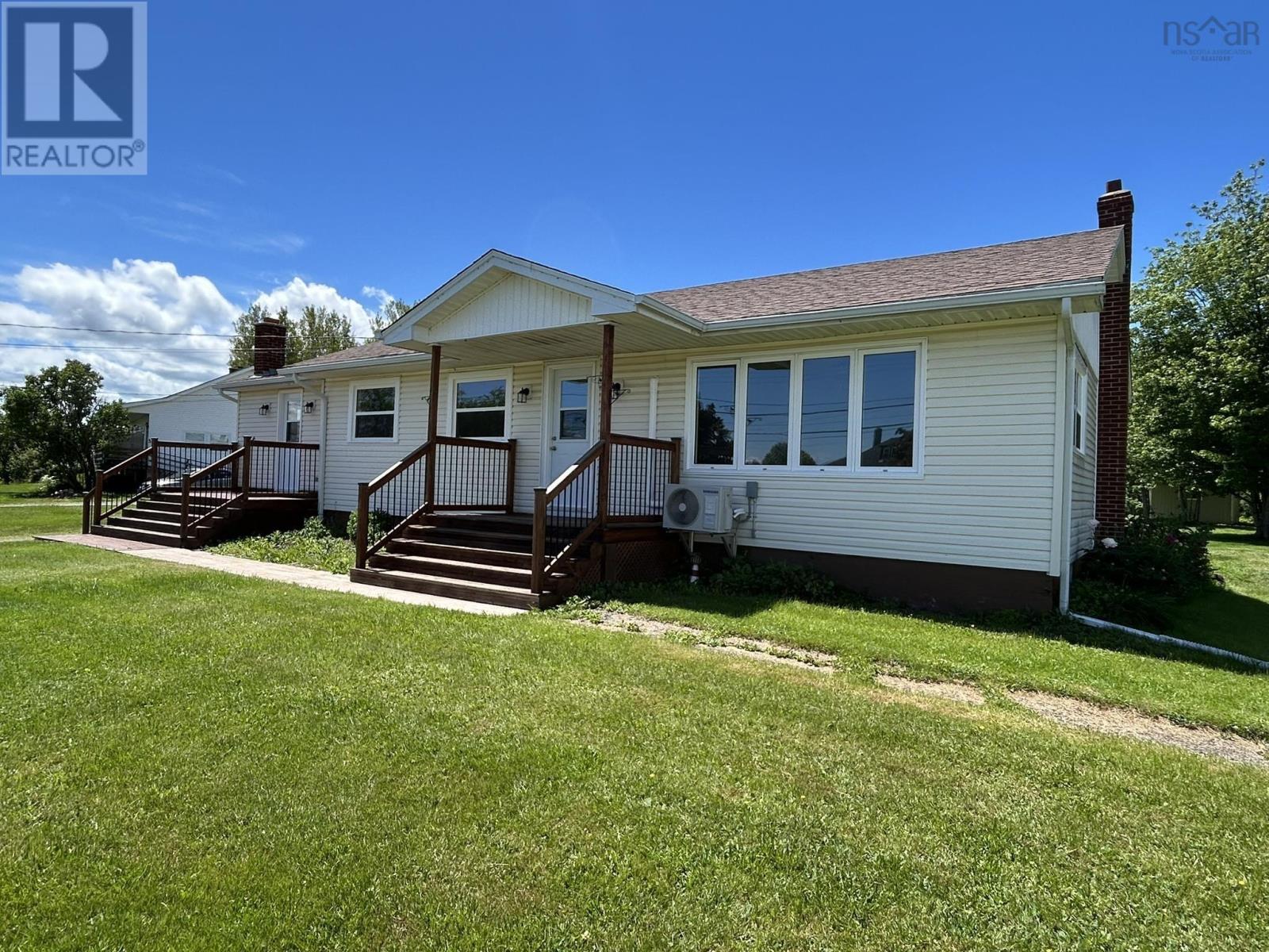 826 1 Highway - 1