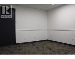701 37 Highway, Shaunavon, SK S0N2M0 Photo 8