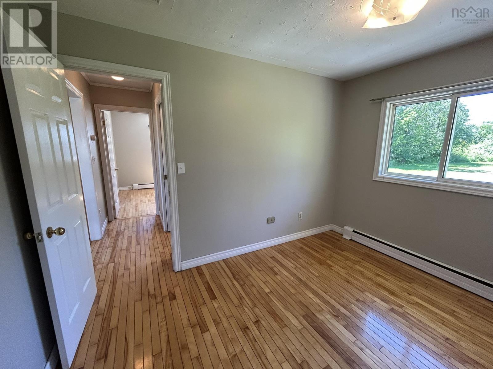 826 1 Highway - 36