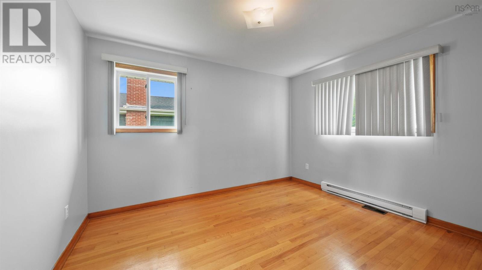 19 Sheridan Street - 24