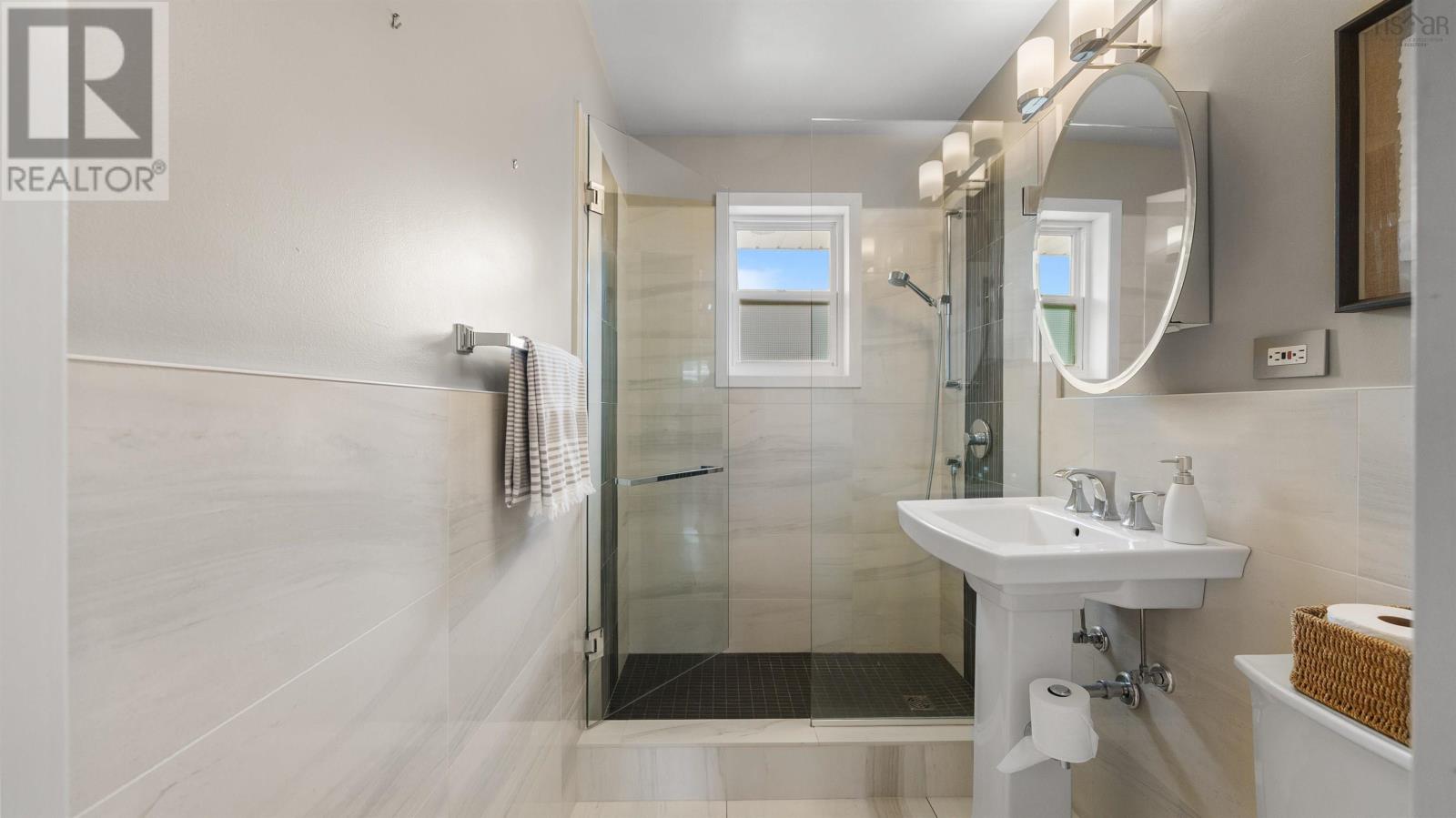 19 Sheridan Street - 31
