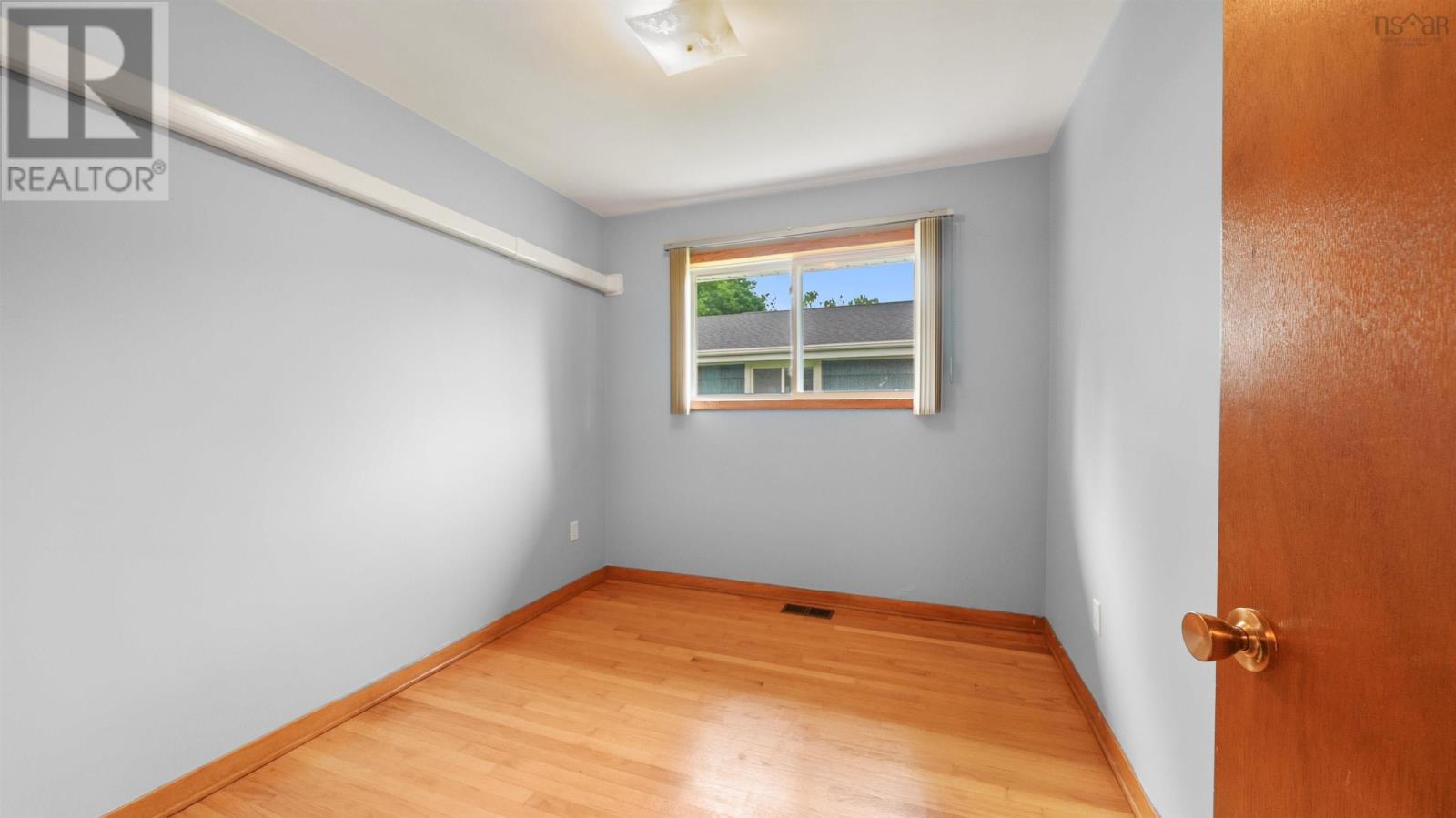 19 Sheridan Street - 23
