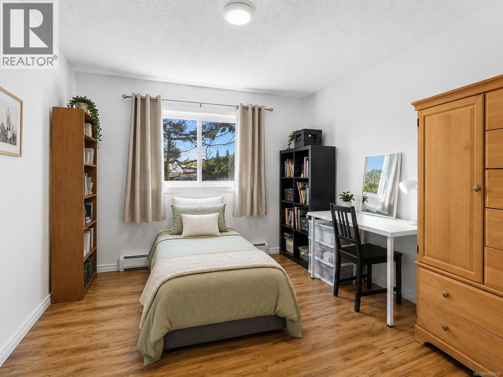 #220 3225 Eldon Pl - 13