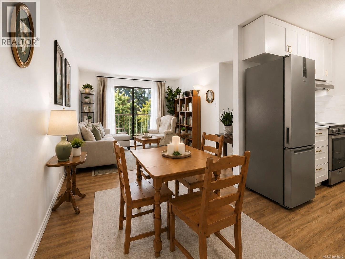 #220 3225 Eldon Pl - 6