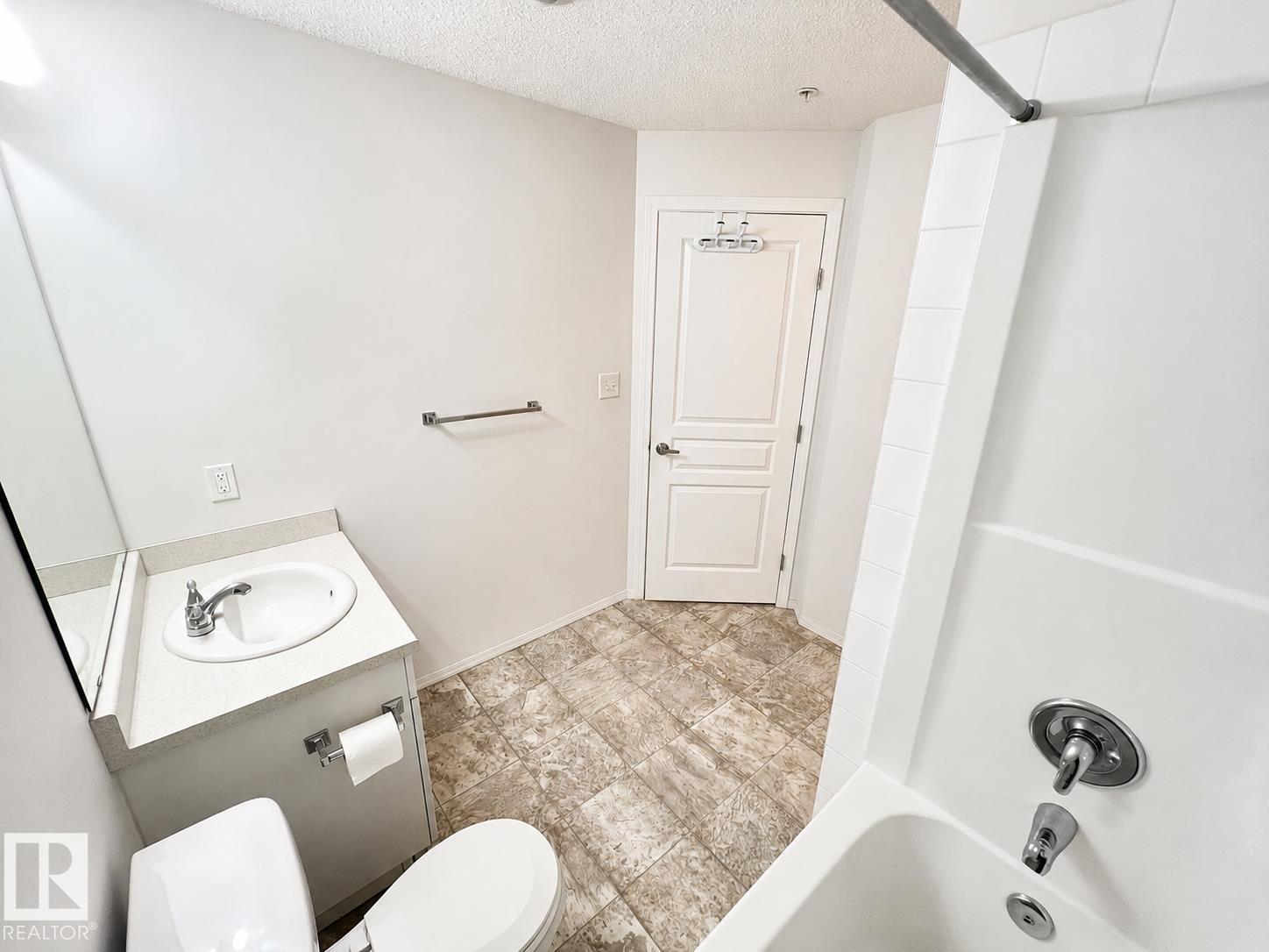 #244 301 CLAREVIEW STATION DR NW - 45
