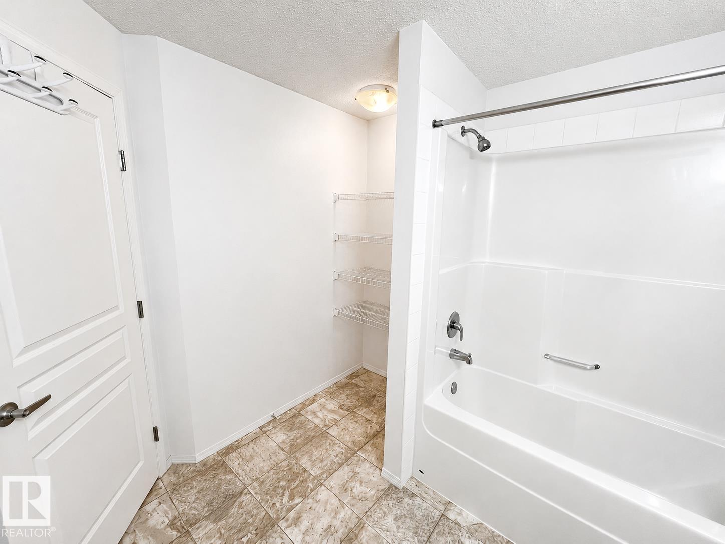 #244 301 CLAREVIEW STATION DR NW - 43