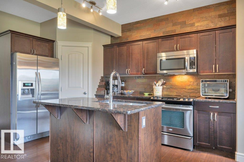 #10 15151 43 ST NW - 9