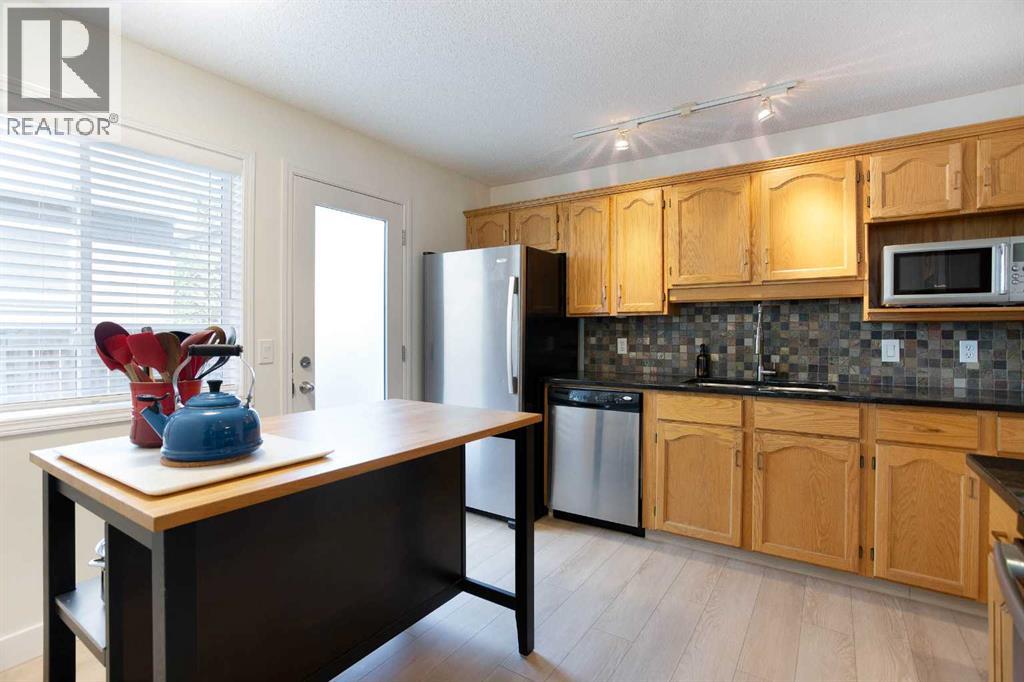 #1 2128 35 Avenue SW - 15